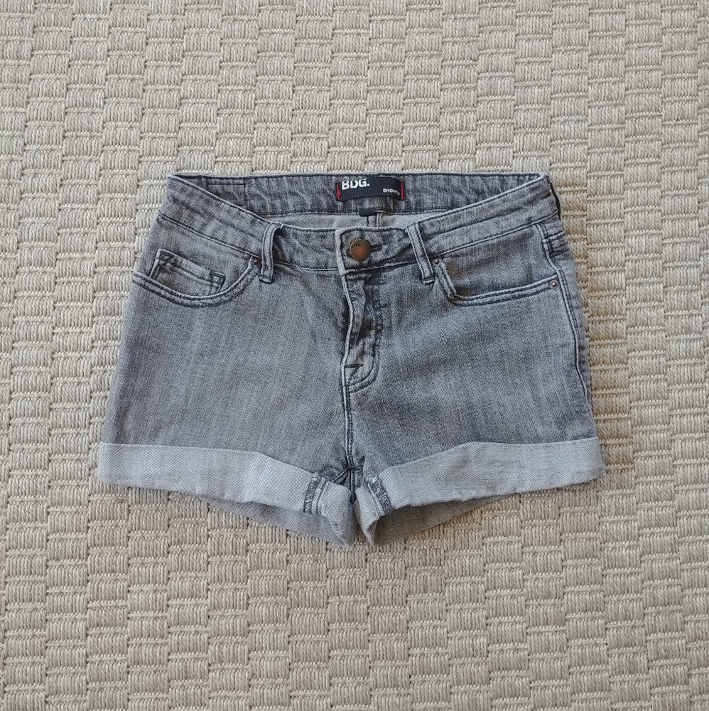 EUC Sexy BDG Gray Cut Off Denim Shorts Sz. 26